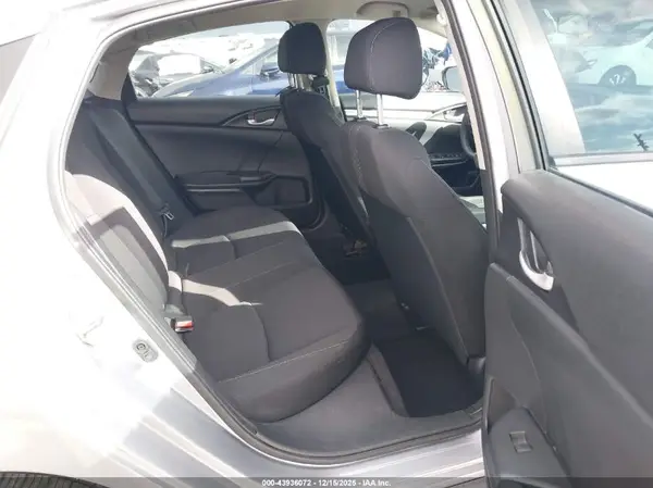 19XFC2F53HE044982 2017 HONDA CIVIC - Image 8