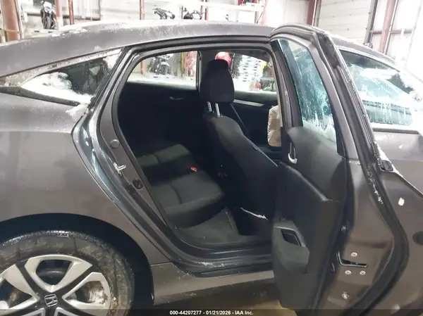 19XFC2F53HE050345 2017 HONDA CIVIC - Image 8