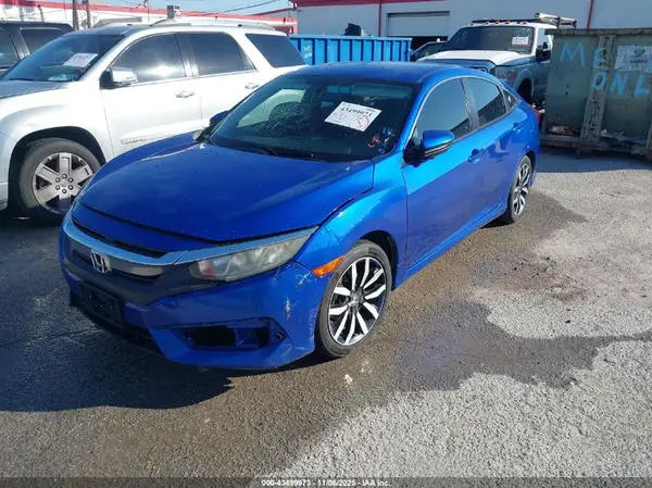 19XFC2F53HE068764 2017 HONDA CIVIC - Image 2