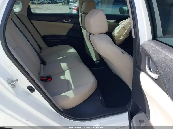 19XFC2F53HE077433 2017 HONDA CIVIC - Image 8