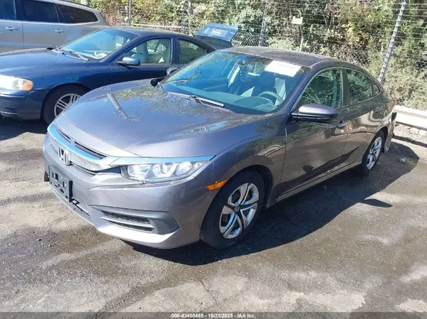 19XFC2F53HE219005 2017 HONDA CIVIC - Image 2