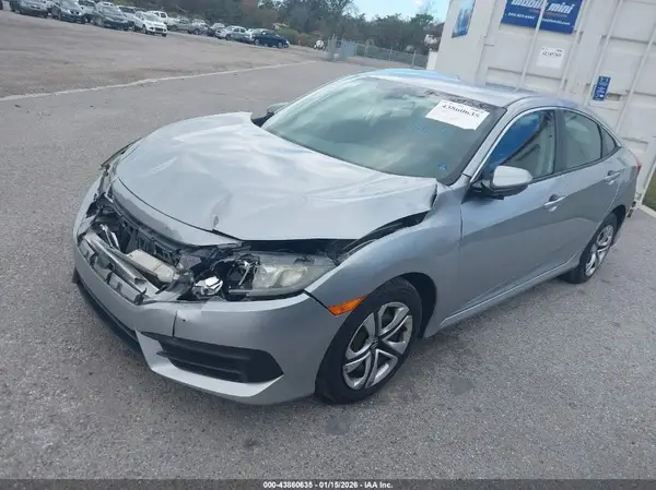 19XFC2F53JE000857 2018 HONDA CIVIC - Image 2