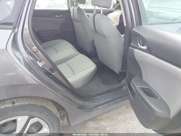 19XFC2F53JE005556 2018 HONDA CIVIC - Image 8