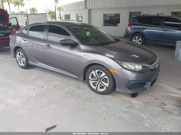 19XFC2F53JE012216 2018 HONDA CIVIC - Image 1
