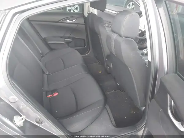 19XFC2F53JE012216 2018 HONDA CIVIC - Image 8