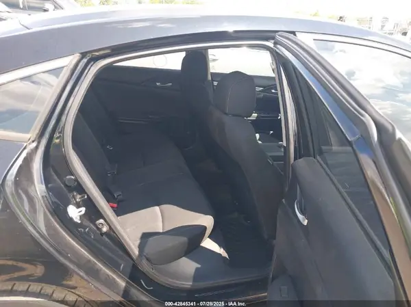 19XFC2F53JE013947 2018 HONDA CIVIC - Image 8