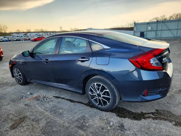 19XFC2F53JE016640 2018 HONDA CIVIC - Image 2