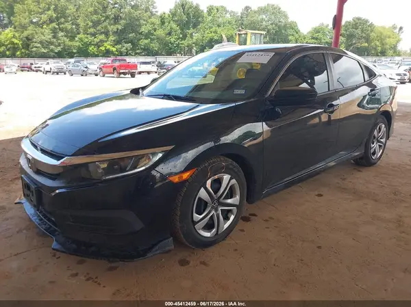 19XFC2F53JE026438 2018 HONDA CIVIC - Image 2