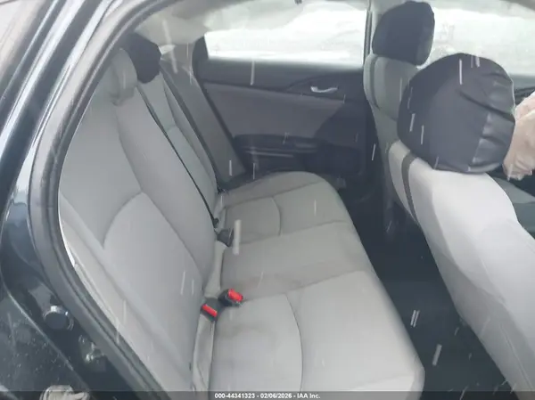 19XFC2F53JE026679 2018 HONDA CIVIC - Image 8