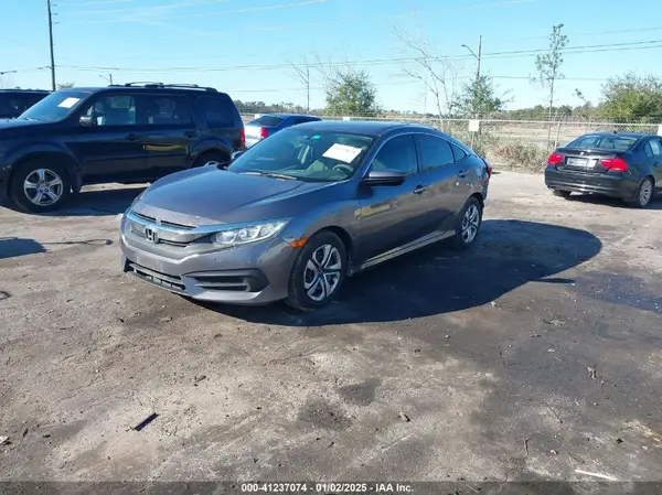 19XFC2F53JE027959 2018 HONDA CIVIC - Image 2