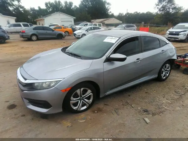 19XFC2F53JE029422 2018 HONDA CIVIC - Image 2
