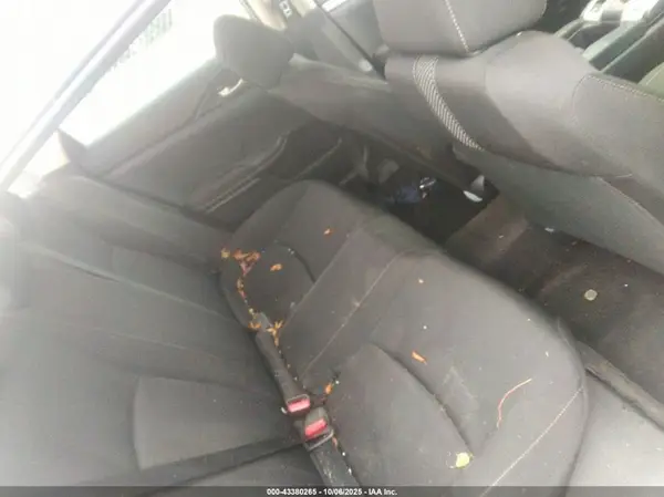 19XFC2F53JE029422 2018 HONDA CIVIC - Image 8