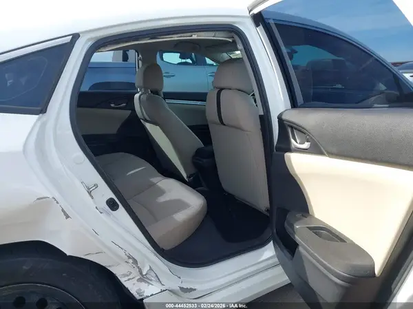 19XFC2F53JE029551 2018 HONDA CIVIC - Image 8