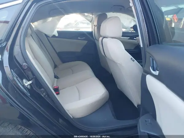 19XFC2F53JE036175 2018 HONDA CIVIC - Image 8