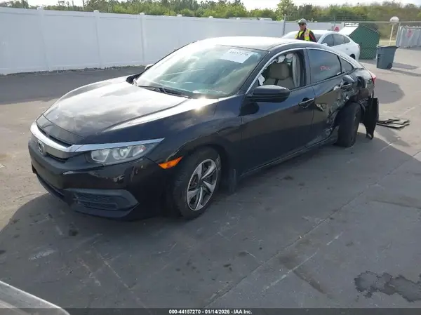 19XFC2F53JE042641 2018 HONDA CIVIC - Image 2