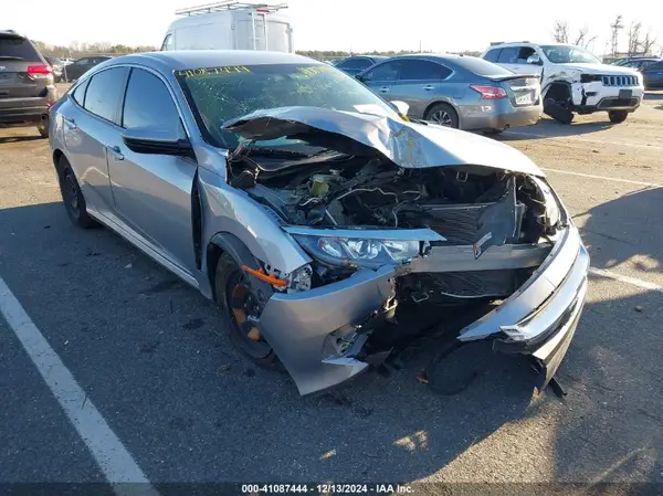 19XFC2F53JE201447 2018 HONDA CIVIC - Image 1