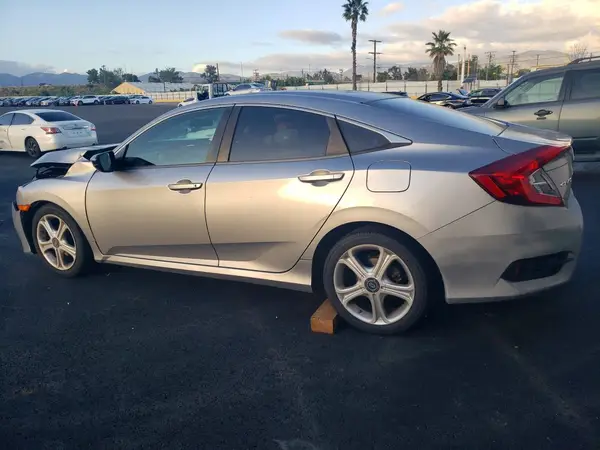19XFC2F53JE201450 2018 HONDA CIVIC - Image 2