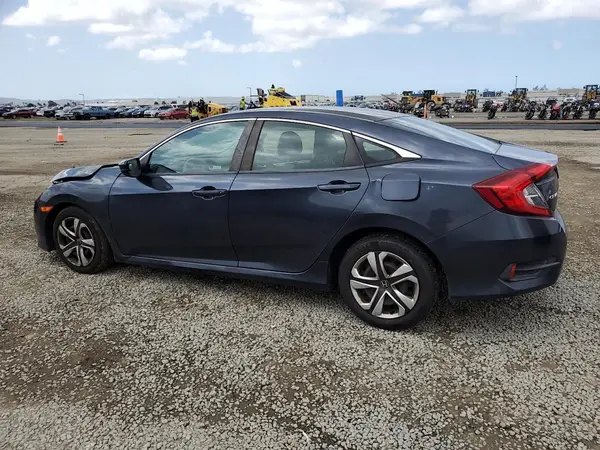 19XFC2F53JE201660 2018 HONDA CIVIC - Image 2