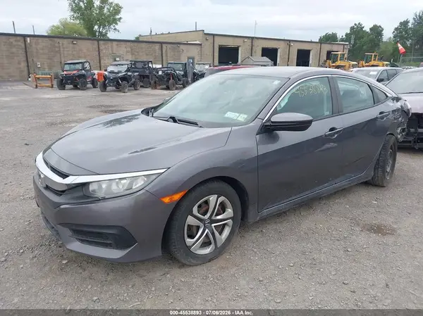 19XFC2F53JE203831 2018 HONDA CIVIC - Image 2