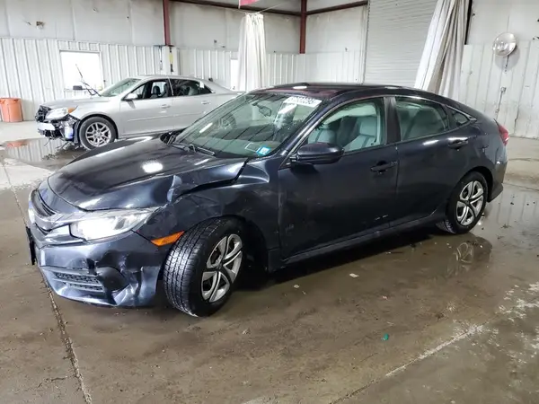 19XFC2F53JE205188 2018 HONDA CIVIC - Image 1