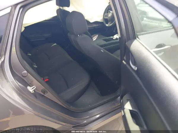 19XFC2F54GE002934 2016 HONDA CIVIC - Image 8
