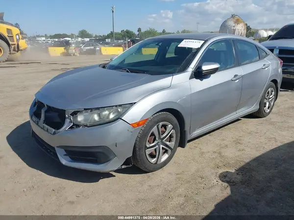 19XFC2F54GE010421 2016 HONDA CIVIC - Image 2