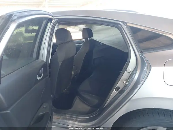 19XFC2F54GE016560 2016 HONDA CIVIC - Image 8