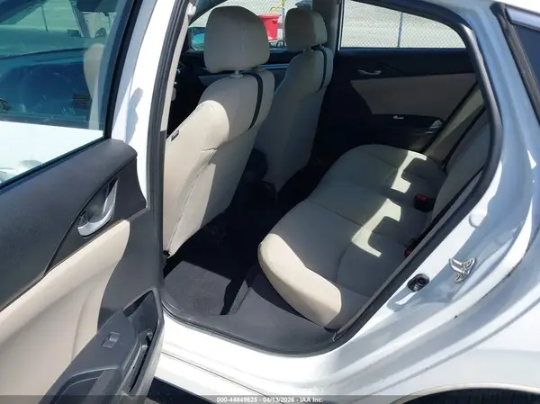 19XFC2F54GE088231 2016 HONDA CIVIC - Image 8