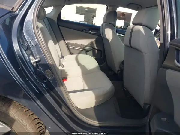 19XFC2F54GE207735 2016 HONDA CIVIC - Image 8