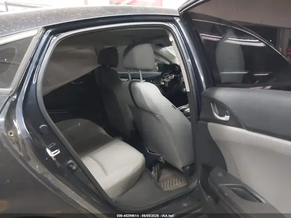 19XFC2F54GE239875 2016 HONDA CIVIC - Image 8