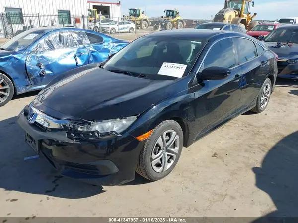 19XFC2F54HE005754 2017 HONDA CIVIC - Image 2