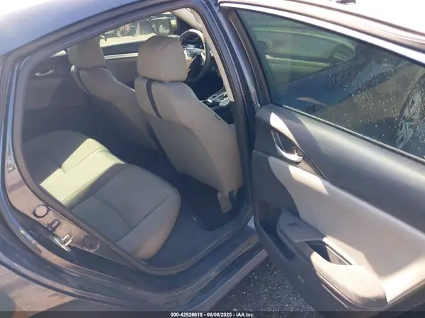 19XFC2F54HE011652 2017 HONDA CIVIC - Image 8