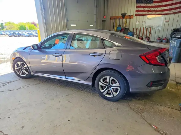 19XFC2F54HE034798 2017 HONDA CIVIC - Image 2
