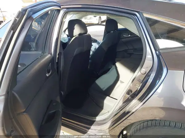 19XFC2F54HE041105 2017 HONDA CIVIC - Image 8
