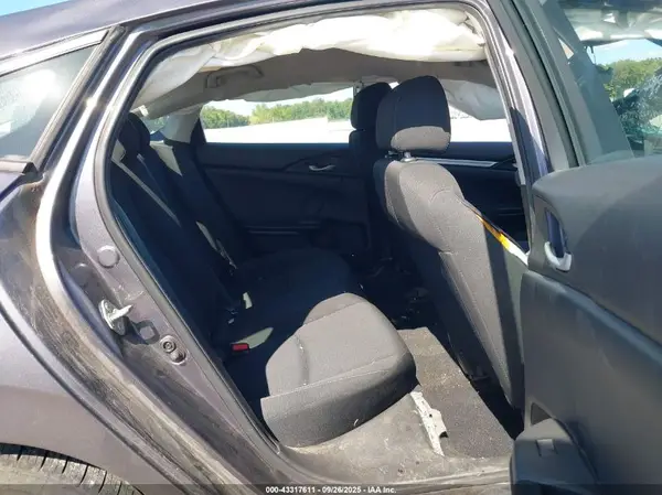 19XFC2F54HE053710 2017 HONDA CIVIC - Image 8