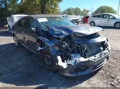 19XFC2F54HE202472 2017 HONDA CIVIC