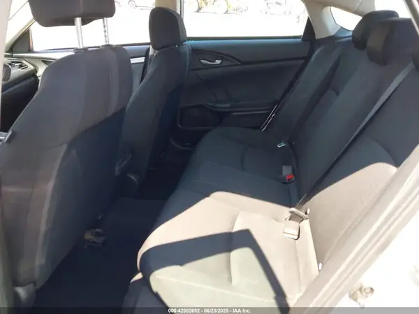 19XFC2F54HE203377 2017 HONDA CIVIC - Image 8