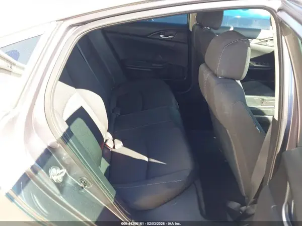 19XFC2F54JE005095 2018 HONDA CIVIC - Image 8