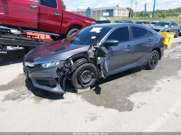 19XFC2F54JE006859 2018 HONDA CIVIC - Image 2