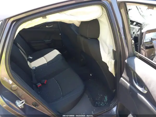 19XFC2F54JE016081 2018 HONDA CIVIC - Image 8