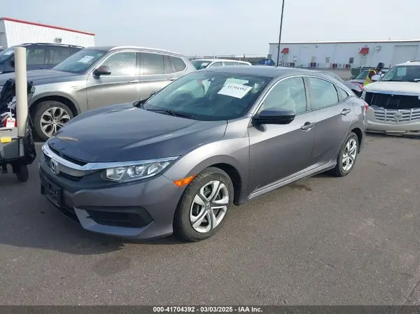 19XFC2F54JE017344 2018 HONDA CIVIC - Image 2