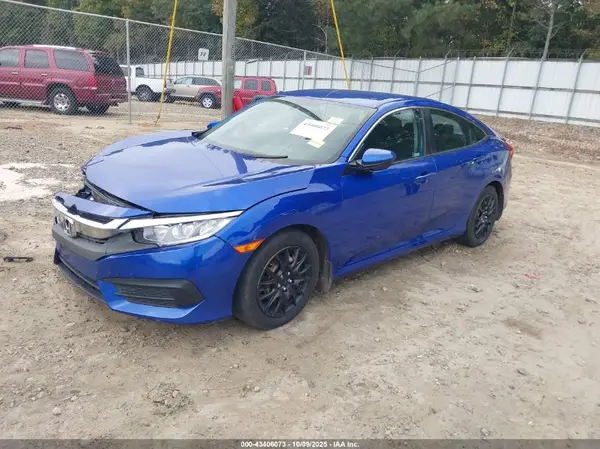 19XFC2F54JE017845 2018 HONDA CIVIC - Image 2