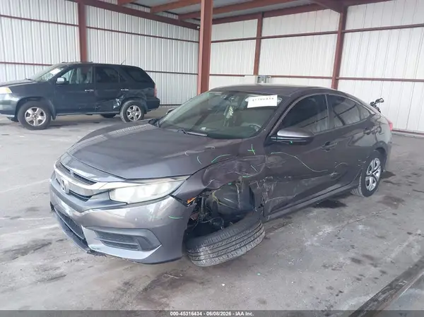 19XFC2F54JE018252 2018 HONDA CIVIC - Image 2