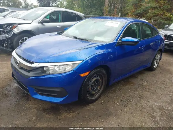 19XFC2F54JE020289 2018 HONDA CIVIC - Image 2