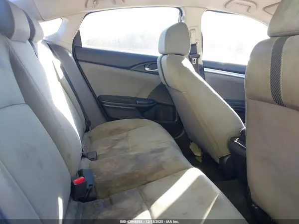 19XFC2F54JE023774 2018 HONDA CIVIC - Image 8