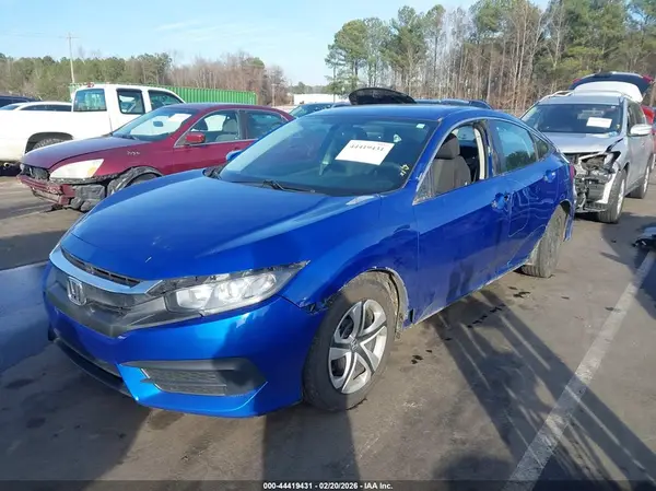 19XFC2F54JE025010 2018 HONDA CIVIC - Image 2