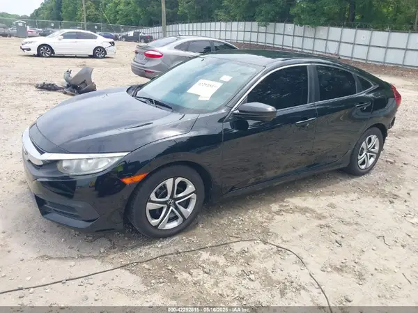 19XFC2F54JE031051 2018 HONDA CIVIC - Image 2