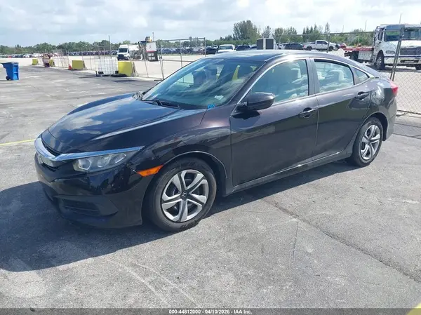 19XFC2F54JE036637 2018 HONDA CIVIC - Image 2