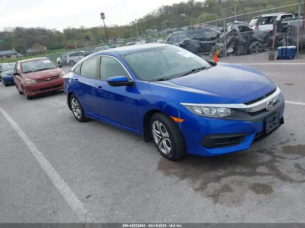 19XFC2F54JE039733 2018 HONDA CIVIC - Image 1