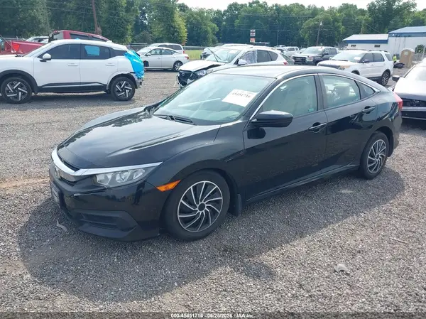 19XFC2F54JE041059 2018 HONDA CIVIC - Image 2